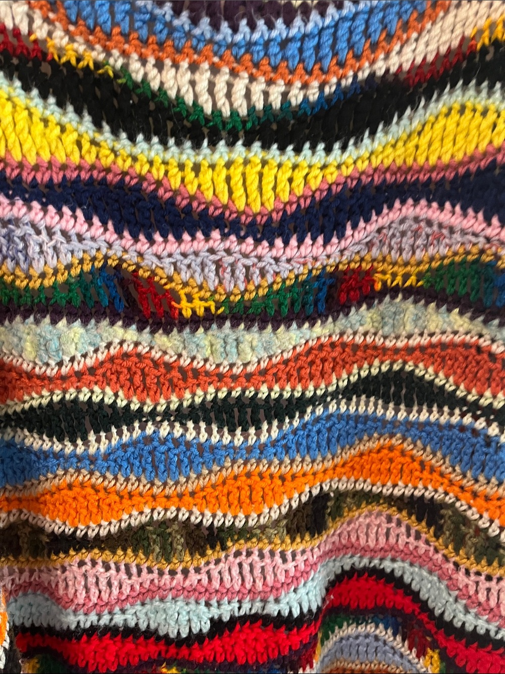 Multicolor Crochet Fringe Throw Blanket - Picture 4 of 5
